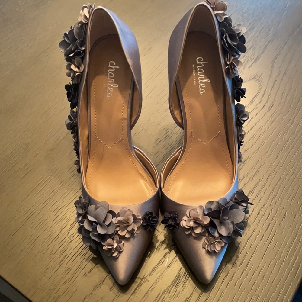 Charles by Charles David 8.5 Medium Dress Heels.